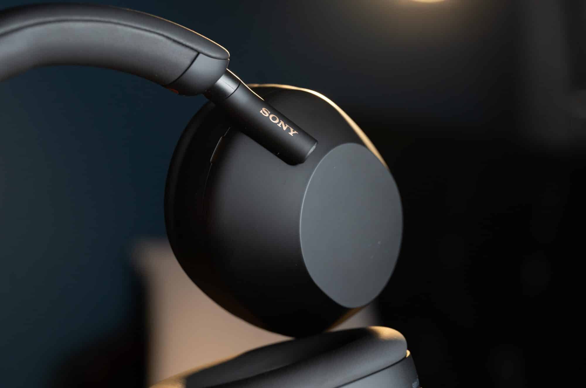 降噪資優生｜Sony WH-1000XM5 降噪耳罩式耳機開箱| TechTeller (科技說)