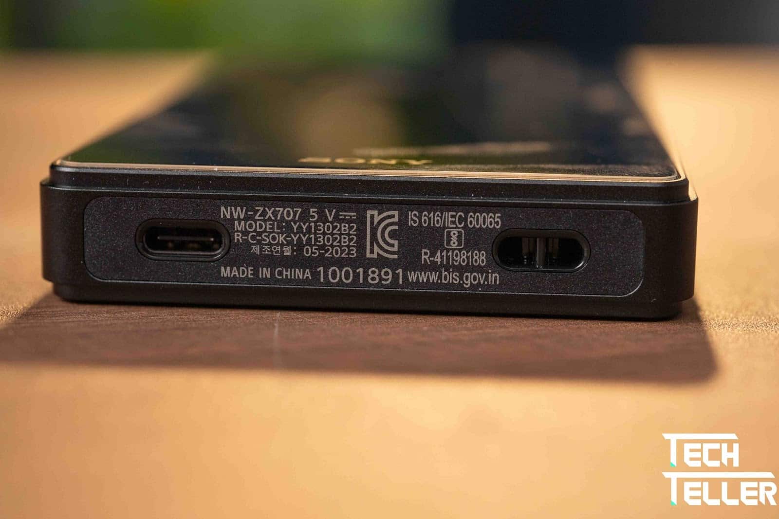 Sony Walkman NW-ZX707 USB Type-C 和吊飾孔