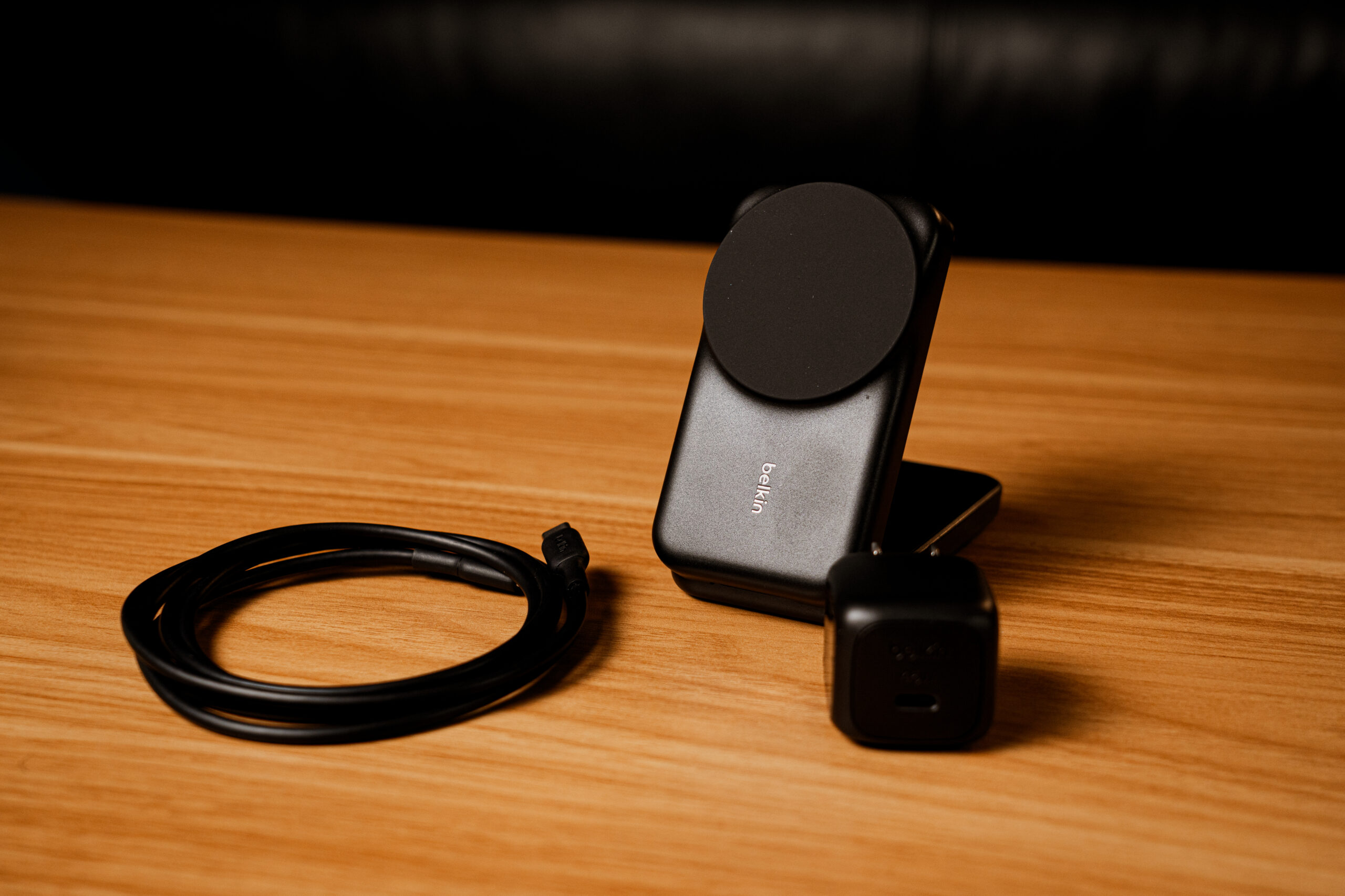 開箱全球首款Qi2 25W三合一折疊磁吸充電器 | Belkin UltraCharge