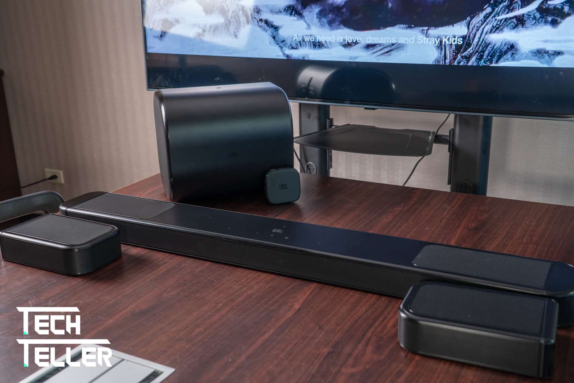 開箱JBL BAR 1300MK2 旗艦聲霸:11.1.4 聲道無線黑科技,打造頂級家庭劇院! 3 開箱JBL BAR 1300MK2 旗艦聲霸:11.1.4 聲道無線黑科技,打造頂級家庭劇院! 20