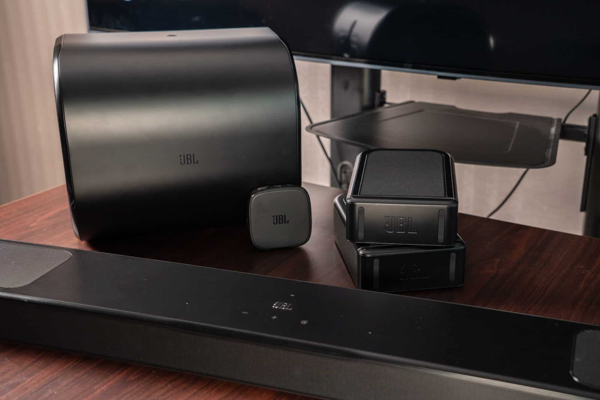 JBL BAR 1300MK2 旗艦聲霸開箱：11.1.4 壓軸無線技術 家庭劇院新選擇